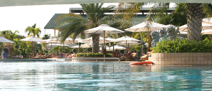 Wunderbare Poollandschaft im Thai Garden Resort Pattaya,