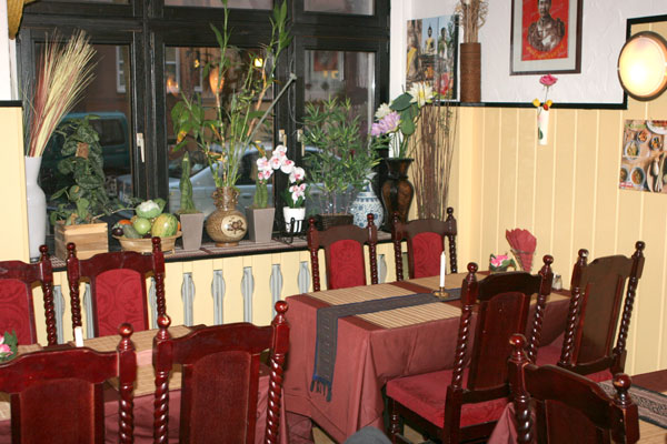 Gastraum des Krua Phijit Thairestaurants 2009