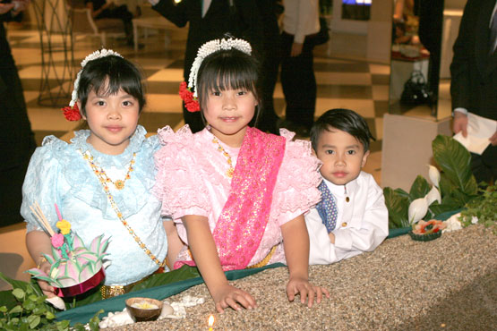 Thai Kids beim festlichen Empfang 2008
