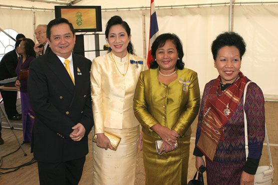 Dao und Khun Banji in der Thai Botschaft 2008