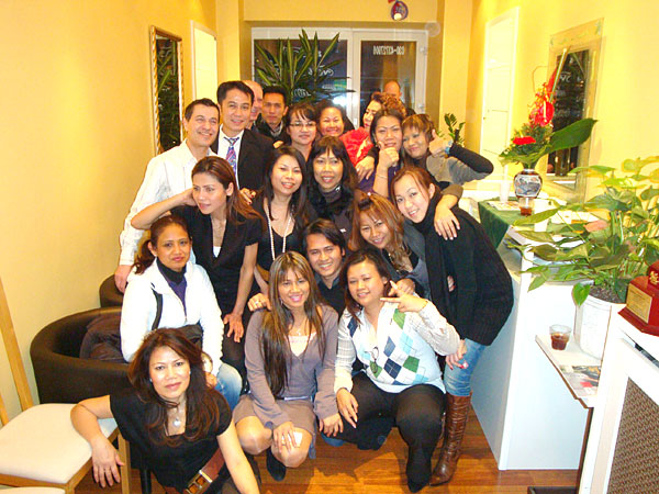 Party im Juwelier Shop von Yad