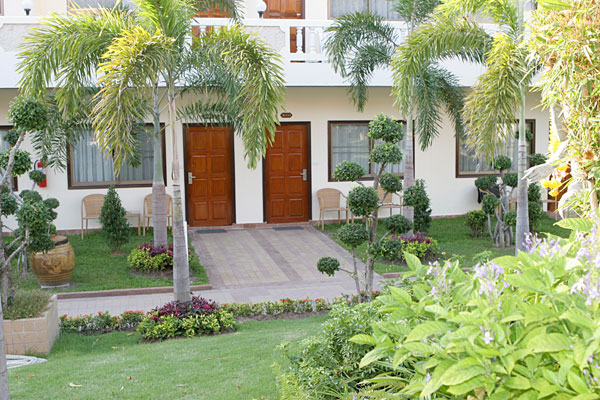 Eingang zum Quartier im Thai Garden Resort Pattaya,
