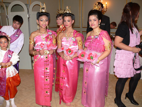 Des thailändischen Königs 82. Geburtstag in Berlin.