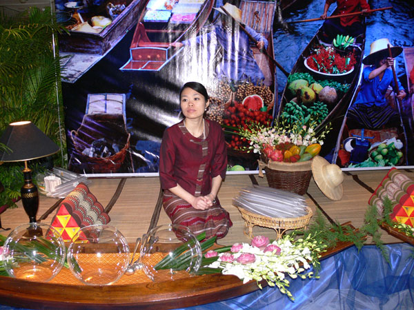 Des thailändischen Königs 82. Geburtstag in Berlin.