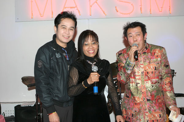 Die Moderatoren des Benefiz-Events in Berlin, Toi und Edd und ...?