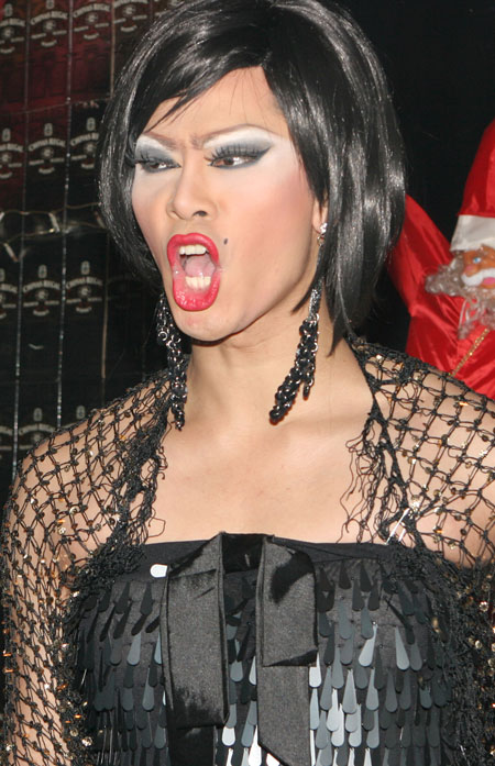 Show mit Thai Lady Man Gaga