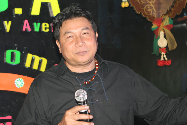 Thaisänger Tom Dundee in Berlin