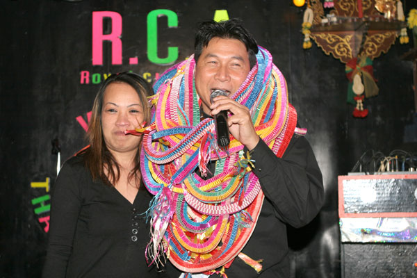 Thaisänger Tom Dundee in Berlin