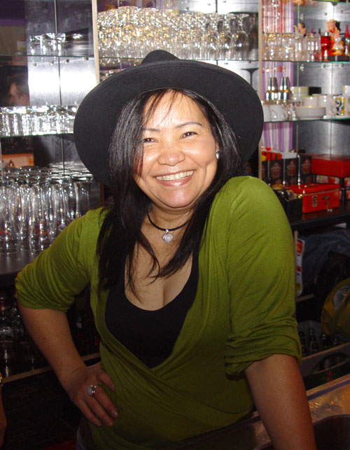 Das ist Thaifrau Jimmy, die Chefin vom Excite