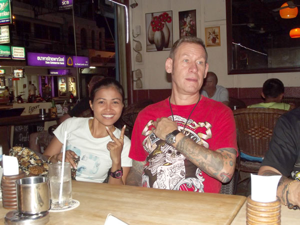 Bodo mit guter Thaifrau hat es getroffen - das Glück