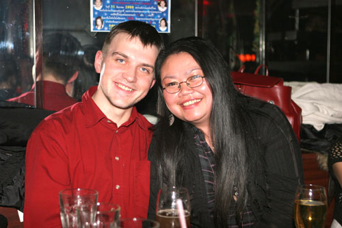 passt auch: Thai Farang Paar 2009