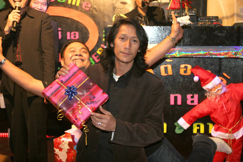 Julklapp-Geschenke wechseln den Besitzer 2009