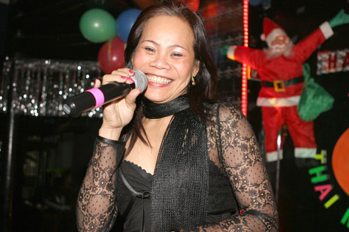 Meau liebt die Thai-Karaoke 2009