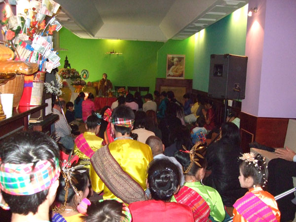 großer Andrang bei Kathina Zeremonie 2008