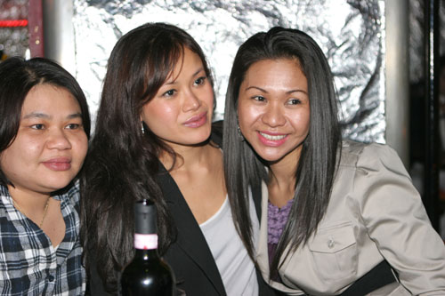 Thai-Trio in dem Berliner Musik-Cafe