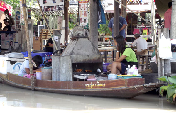 Pattaya Floating Market