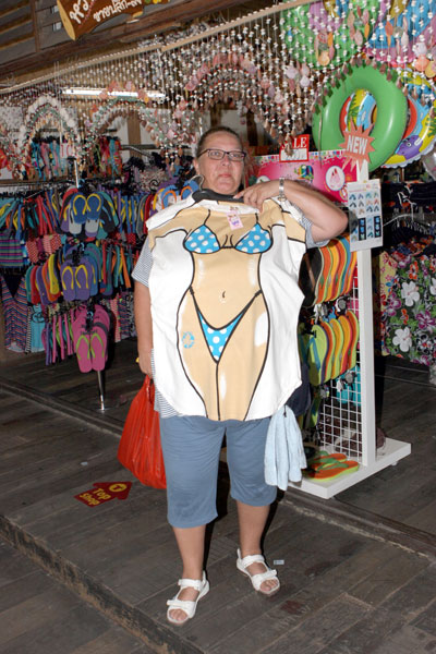 Pattaya Floating Market shop