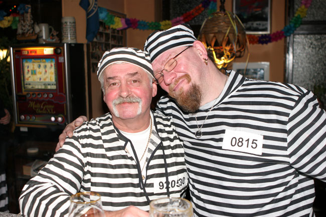 Zwei Knackies richtig gut drauf.