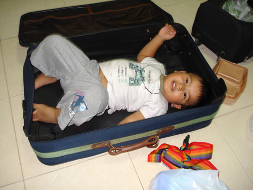 Platz ist in der kleinsten Hütte - Janes wohlauf.