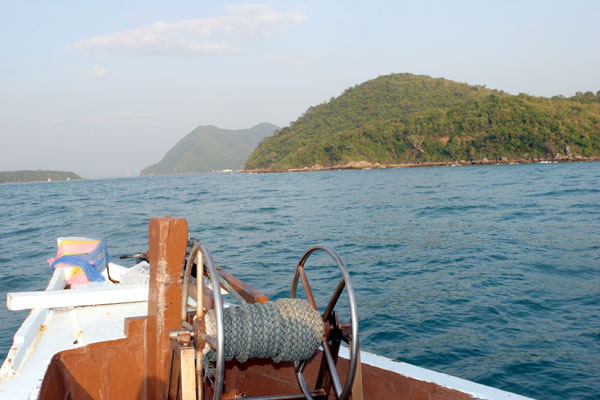 Schöne Tour vor Pattaya mit dem Schiff.