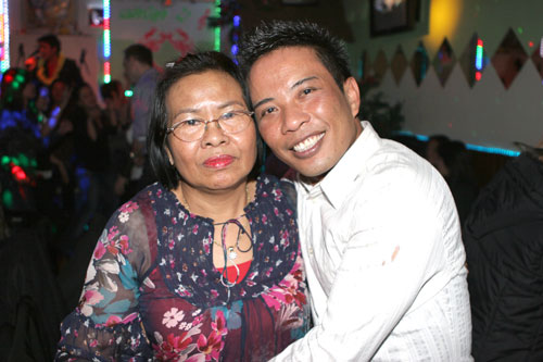 Beim Konzert von Laawan Jarnphen im Berliner Scorpion