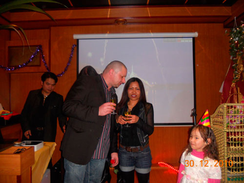 Rechts Natalie - sie freut sich mit den Eltern