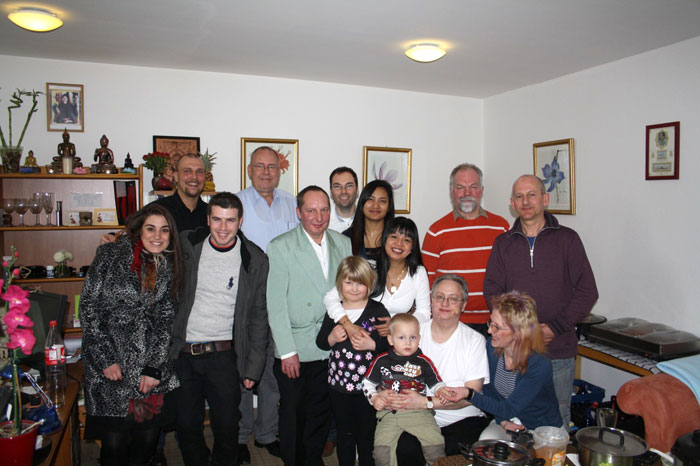 Berliner Phakawan Thaimassage feiert