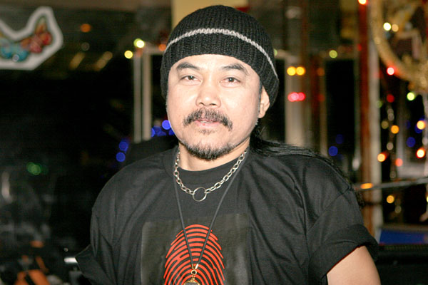 Thaisänger Nick Niranam im Butterfly 2009