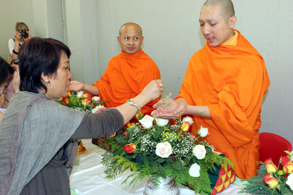 Der Abst vom Wat Buddhavihara schaut