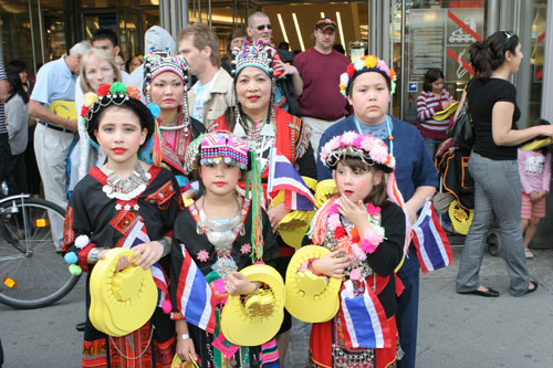 Thaitanzgruppe auf dem Singha Asien Kulturfest 2009