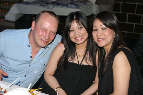 Pai Pongsathorn live in Berlin