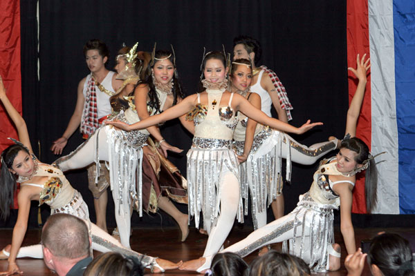 Thaitanz beim Konzert