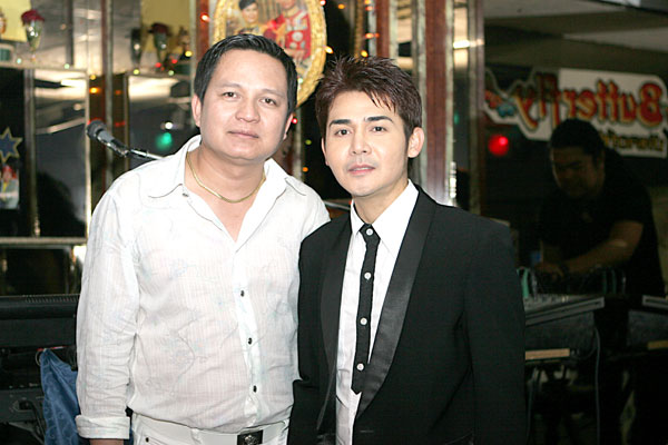 Gratai Khao und Sombat vom Butterfly