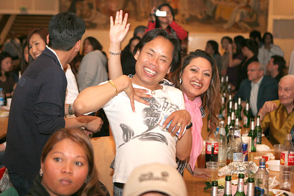 Jön Jön ganz aus dem Häuschen