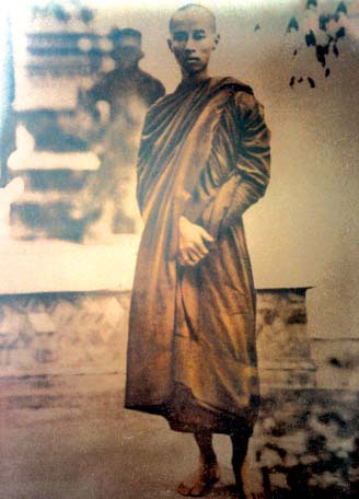 Der junge Prinz Chulalongkorn als Mönch
