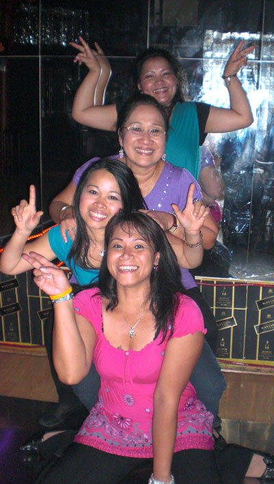 Porn Michigo mit Freundinnen im RCA