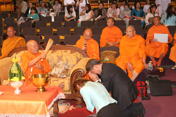 Segen für Thai und Farang