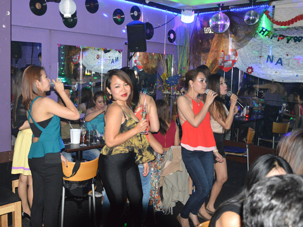 Nice Thais Party im Excite in Berlin 2014