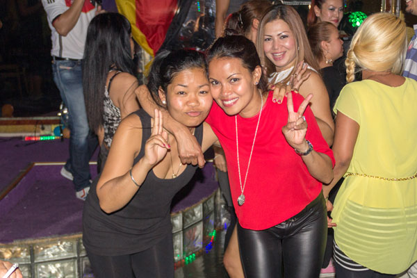 Thai-Party im Berliner Butterfly 2014
