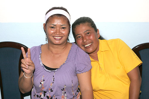 Die beiden Thailänderinnen haben ihren Spass