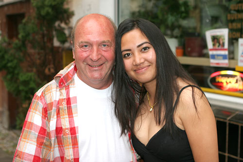 Das ist Heiner, der erste Chef des heutigen R.C.A. Heiner ist immer da, wo was los ist.