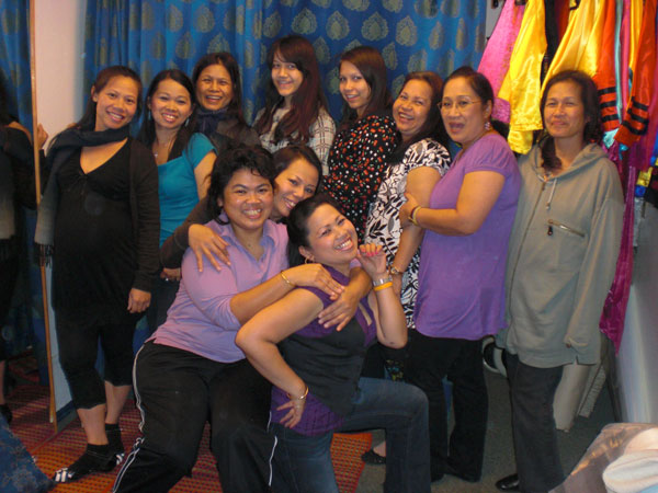 Kleine Thai-Party im Schneiderstübchen bei Deo in Berlin-Neukölln