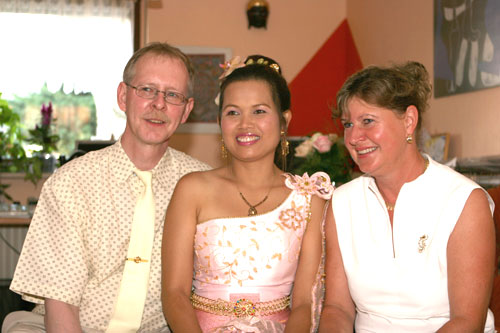 das Brautpaar strahlt 2008