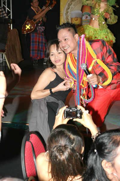 Foto-Shooting mit der Sieng Isaan Band