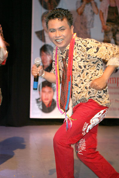 Songs und Comedy von der Sieng Isaan Band