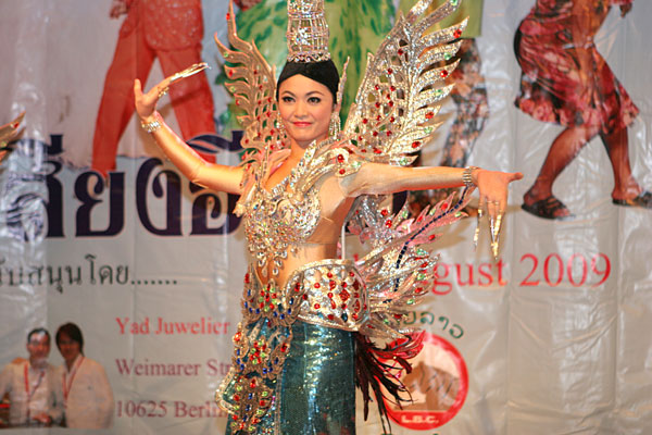 Prächtige Kostüme bei der erfolgreichen Show