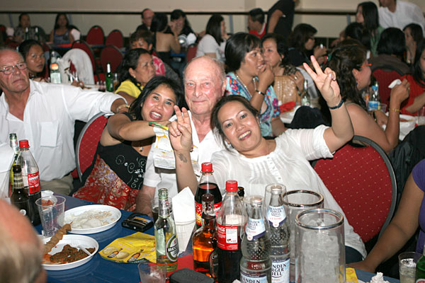 Grosses Hallo im Publikum beim Konzert.