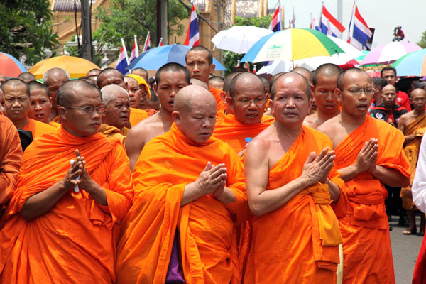 UDD-Demo der Rothemden in Bangkok am 17.8.2009