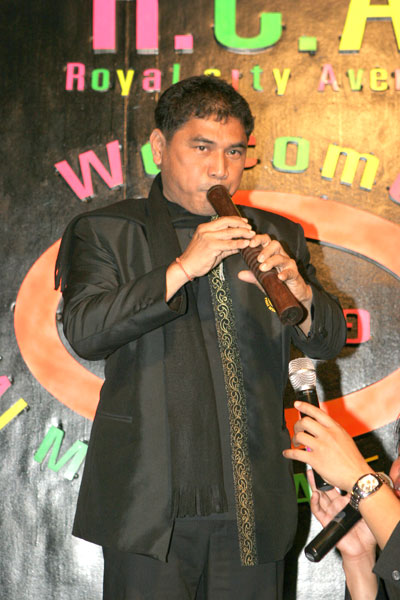 thailändischer Flötist 2008