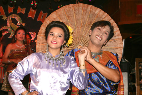 Surindra Rajabhat Universität Tänzer 2008